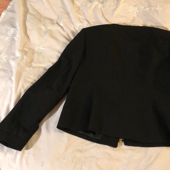 Jacket - Picture 7 of 8